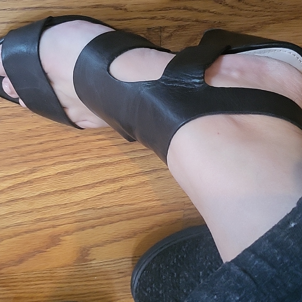 Vince Camuto sandals